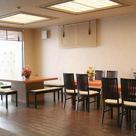 Отель Nagoya Katei Miyoshi Экстерьер фото