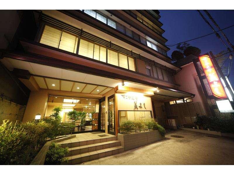 Отель Nagoya Katei Miyoshi Экстерьер фото